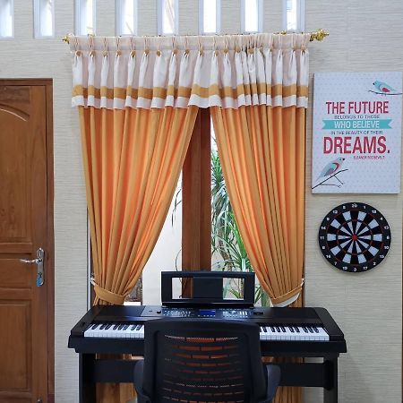 Nariska Suite Homestay Yogyakarta Ngoại thất bức ảnh