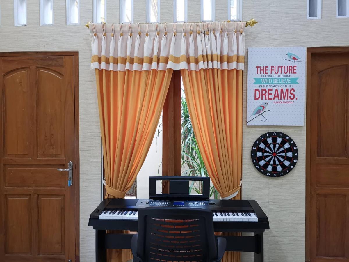 Nariska Suite Homestay Yogyakarta Ngoại thất bức ảnh